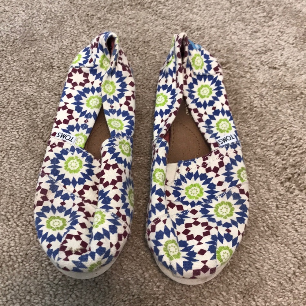 Toms